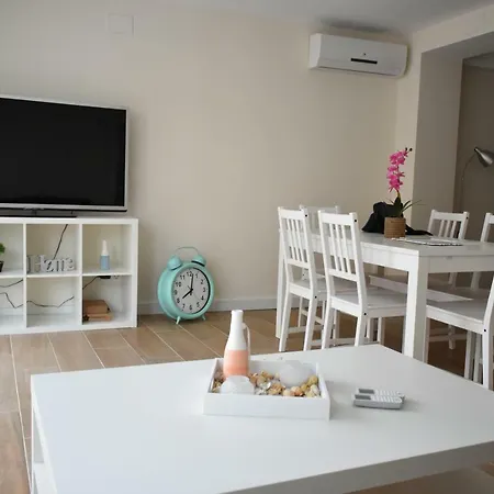 Alameda Centro Trg *